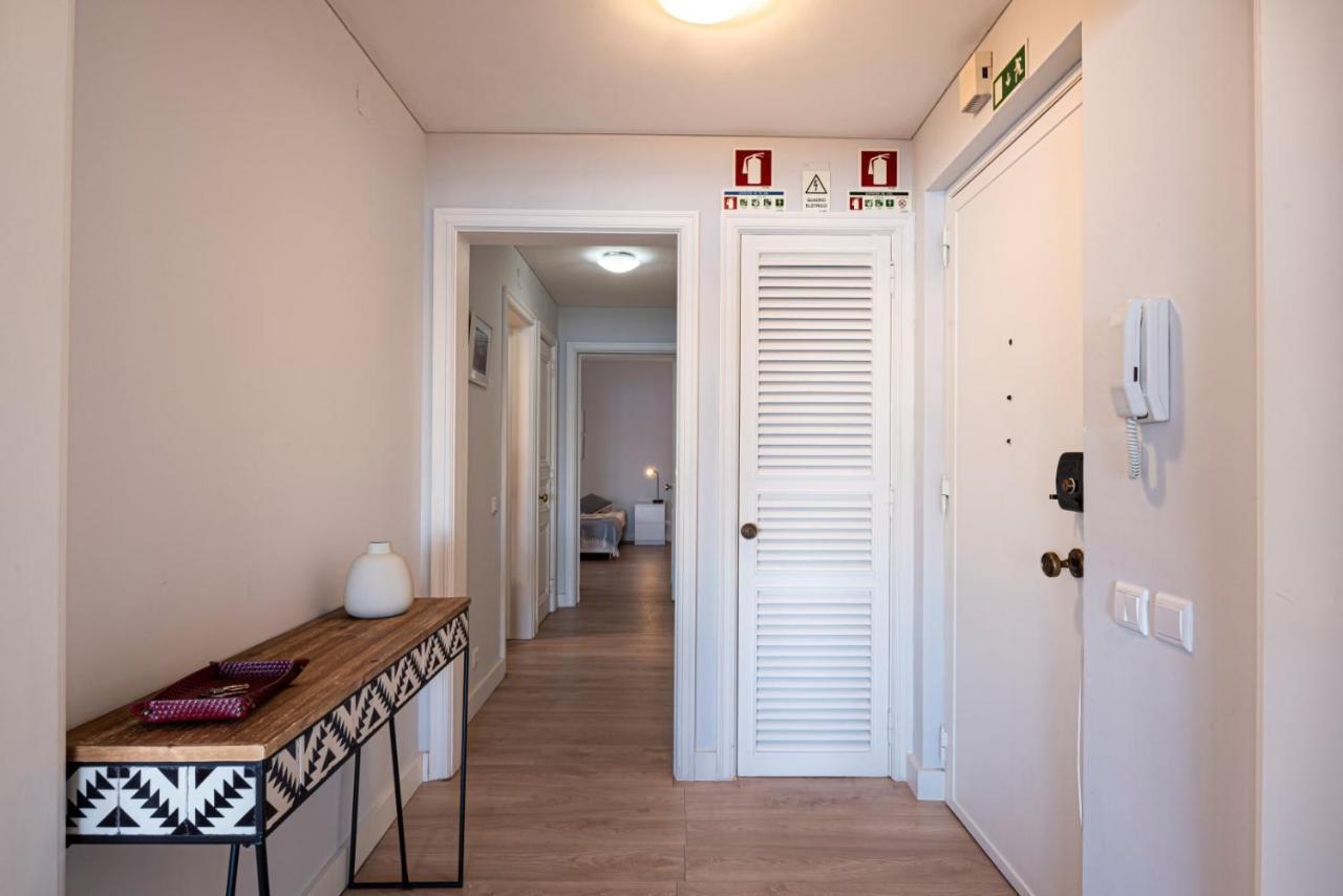 Bay Terrace I Apartment *